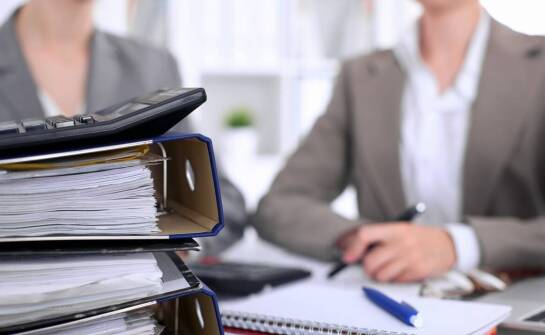 Na czym polega współpraca z księgową – kluczowe zadania i możliwości