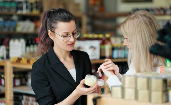 Hurtownia napojów – kluczowe czynniki wpływające na ofertę i dostępność