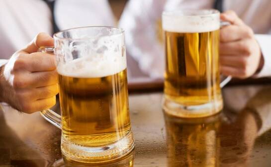 Hurtownie piw zagranicznych – jak wygląda oferta i na co zwrócić uwagę