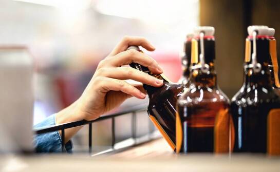 Jak powstaje asortyment w hurtowniach piwa i co wpływa na wybór produktów