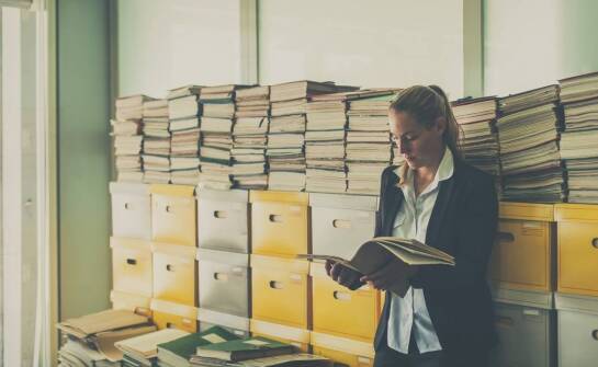 Rola księgowej w prowadzeniu biznesu – kluczowe informacje i obowiązki