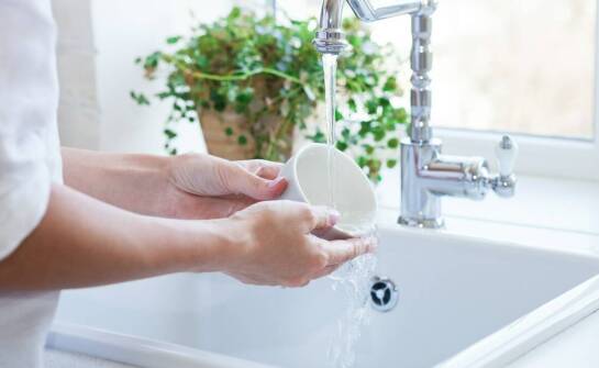 Lokalizacja wycieków w wodnych instalacjach – skuteczne strategie działania