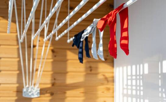 Wilgoć po zalaniu w mieszkaniu – najważniejsze informacje i praktyczne porady