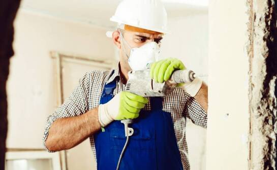 Jakie są przyczyny zawilgocenia budynków i jak skutecznie je usuwać