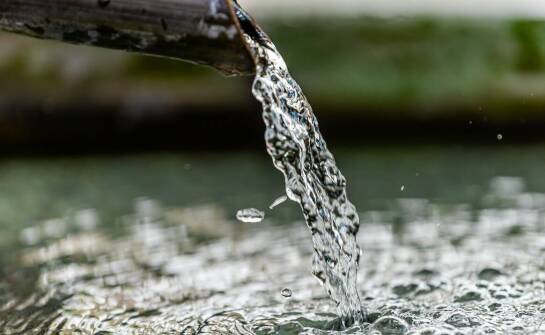 Jak wygląda wykrywanie wycieków w instalacjach wodnych i dlaczego jest ważne