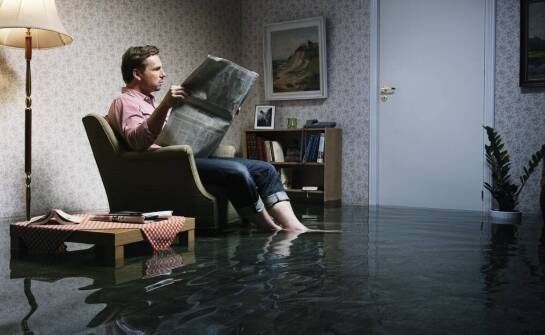 Jak wilgoć wpływa na zdrowie i stan mieszkania po zalaniu wodą