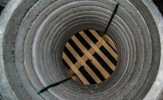 Jak rozpoznać ukryte przecieki w instalacjach i minimalizować straty w domu