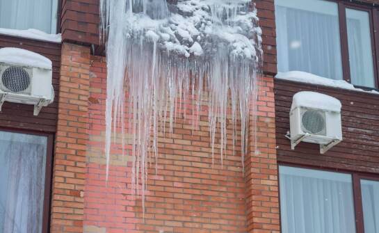 Najczęstsze błędy przy usuwaniu wilgoci z budynków i jak ich unikać