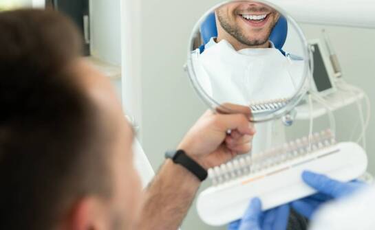 Nowoczesne rozwiązania w odbudowie zębów – przegląd możliwości protetyki