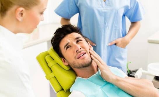 Jakie badania i diagnostyka pomagają w wykrywaniu problemów stomatologicznych