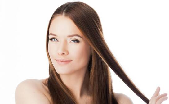 Keratynowe prostowanie i regeneracja włosów – skuteczne metody pielęgnacji