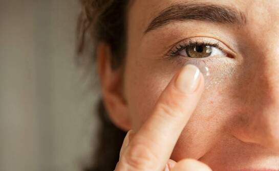 Jakie badania pomagają wykryć zespół suchego oka i jak przebiega diagnostyka