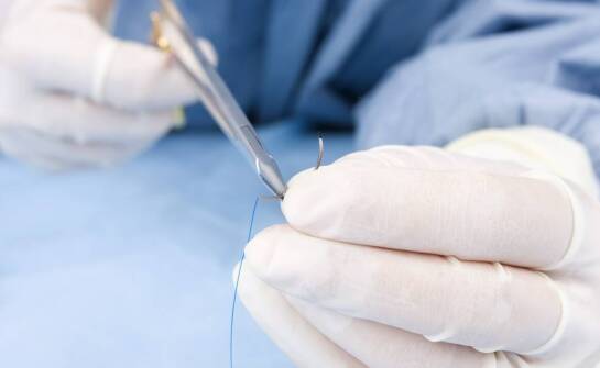 Zabiegi korekcyjne powiek – jakie możliwości daje współczesna medycyna