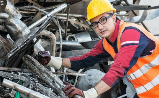 Usuwanie skutków wypadków – jak postępować z zanieczyszczeniami powypadkowymi