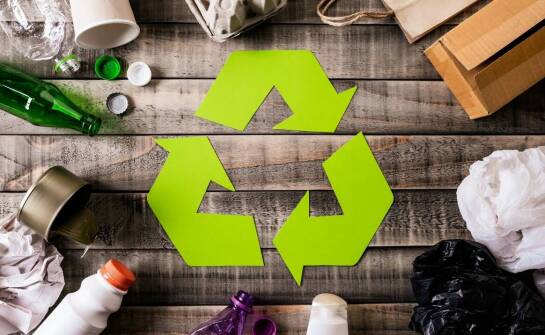Recykling surowców wtórnych – zasady, przykłady oraz korzyści dla środowiska
