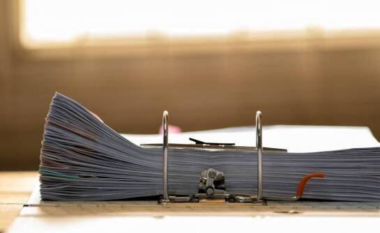 Jak przygotować zdjęcia do dokumentów – najważniejsze zasady i wymagania