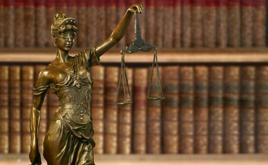 Jak uzyskać rzetelną opinię prawną i kiedy warto z niej skorzystać