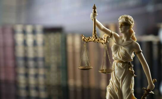 Analizy prawne – zastosowanie, znaczenie i przykłady z życia codziennego