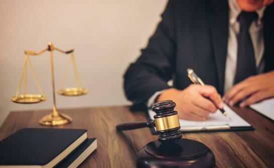 Jak przebiega współpraca z prawnikiem i czego można się spodziewać