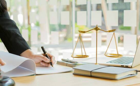 Najczęściej zadawane pytania dotyczące współpracy z kancelarią prawniczą