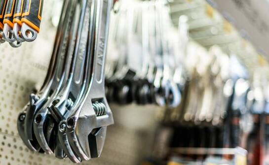 Żeliwo w recyklingu – zastosowanie, możliwości odzysku i znaczenie surowca