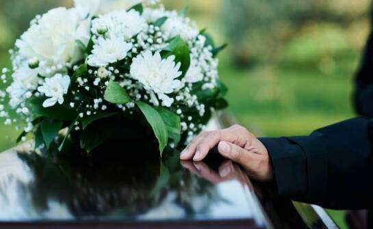 Kompleksowa organizacja ostatniego pożegnania – co warto wiedzieć o usługach