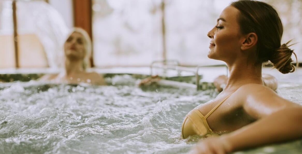 Basen z hydromasażem SPA – relaks i korzyści zdrowotne w domowym zaciszu