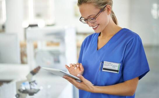 Jak przebiega badanie techniczne pojazdu i jakie dokumenty są potrzebne