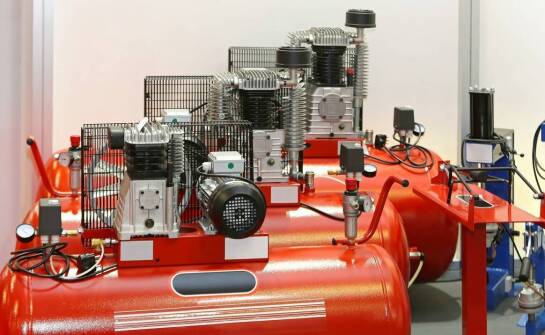 Instalacje sprężonego powietrza – zastosowania, zalety i zasady działania