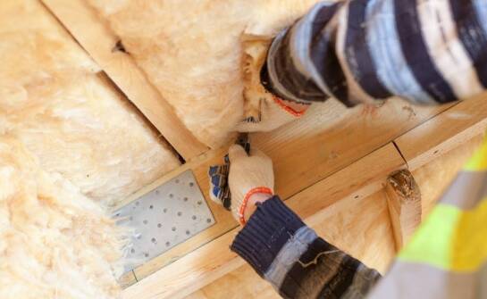 Masy termiczne w ocieplaniu – wpływ na komfort i oszczędność energii