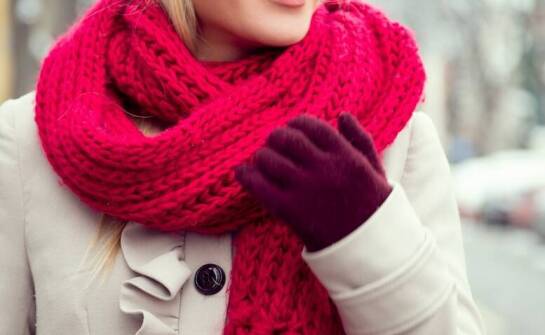 Eleganckie apaszki damskie – modne inspiracje i pomysły na stylizacje