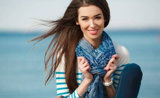 Eleganckie apaszki damskie – historia, zastosowanie i aktualne trendy