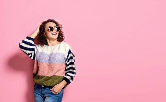 Kardigany plus size – modne fasony, inspiracje i pomysły na stylizacje