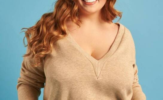 Kardigan damski w rozmiarze plus – modne fasony i inspiracje na sezon