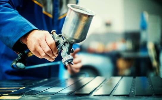 Artykuły metalowe – rodzaje, zastosowania i najważniejsze cechy produktów