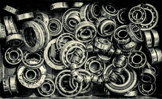 Kołki rozporowe – kluczowe informacje, zastosowania i typy mocowań