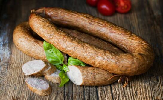 Tradycyjne włoskie wędliny – historia, smaki i sekrety mistrzów rzemiosła