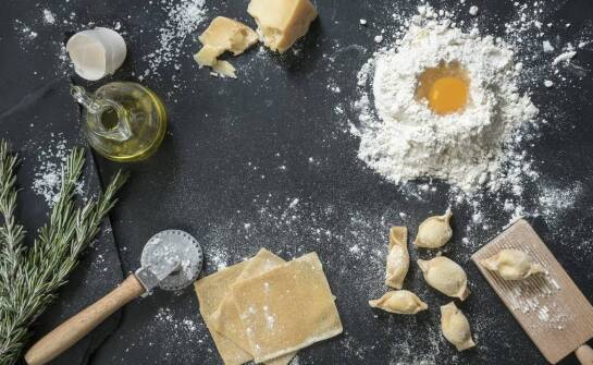 Twarde sery z Italii – rodzaje, cechy i inspiracje do codziennego gotowania