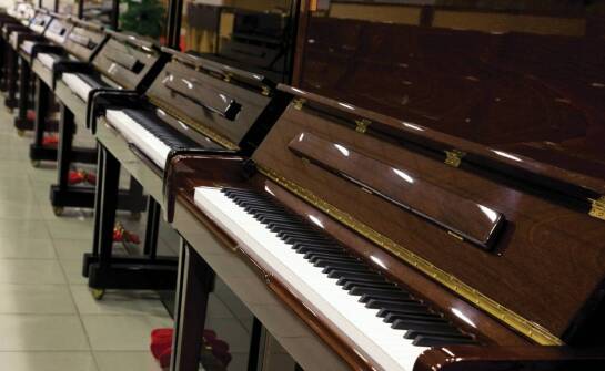 Jak wybrać idealny fortepian na początek muzycznej przygody?