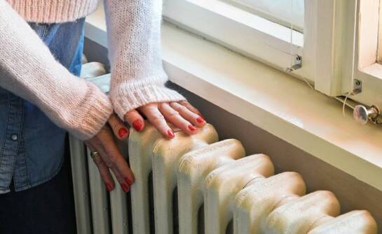 Na co zwrócić uwagę przy instalacji grzejników w domu i mieszkaniu?