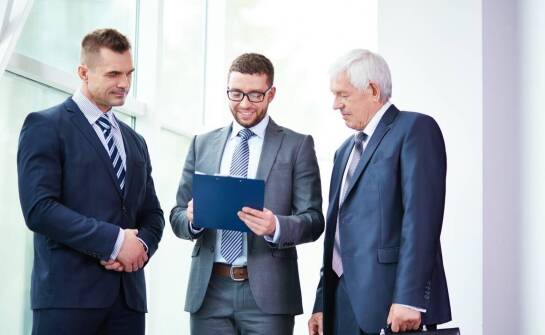 Jak działa polisa ubezpieczeniowa i kiedy warto rozważyć jej zakup?