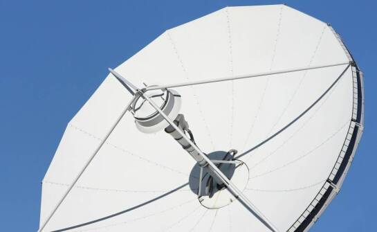 Najważniejsze aspekty wyboru i użytkowania anten satelitarnych w domu