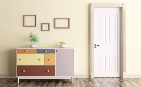 Najważniejsze kryteria wyboru drzwi – funkcjonalność, styl i bezpieczeństwo