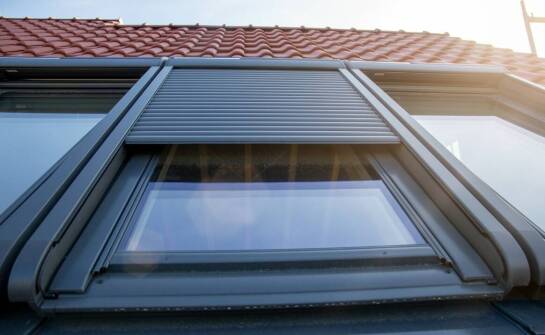 Funkcjonalność i estetyka rolet – czym kierować się przy wyborze osłon?