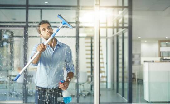 Sprzątanie w obiektach – praktyczne rozwiązania dla czystych wnętrz