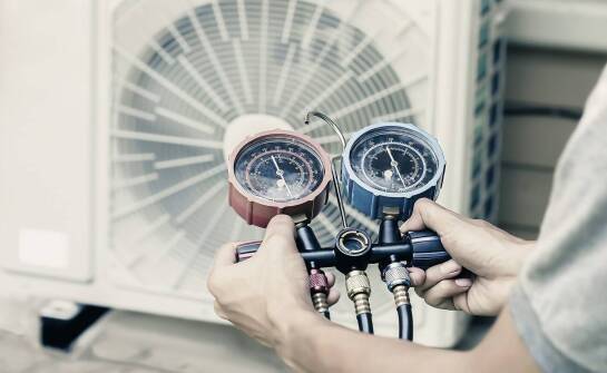 Jak często wykonywać przegląd klimatyzacji i jakie korzyści to przynosi?