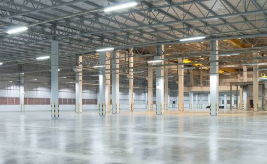 Magazynowanie towarów – kluczowe informacje, rodzaje i zastosowania