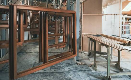 Innowacje w produkcji drzwi – trendy, materiały i funkcjonalność