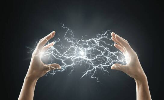 Moc bierna w instalacjach – konsekwencje, pomiary i sposoby eliminacji