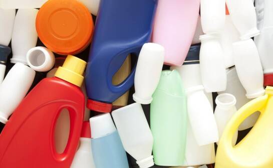 Wyroby z tworzyw sztucznych – zastosowania i trendy w różnych branżach